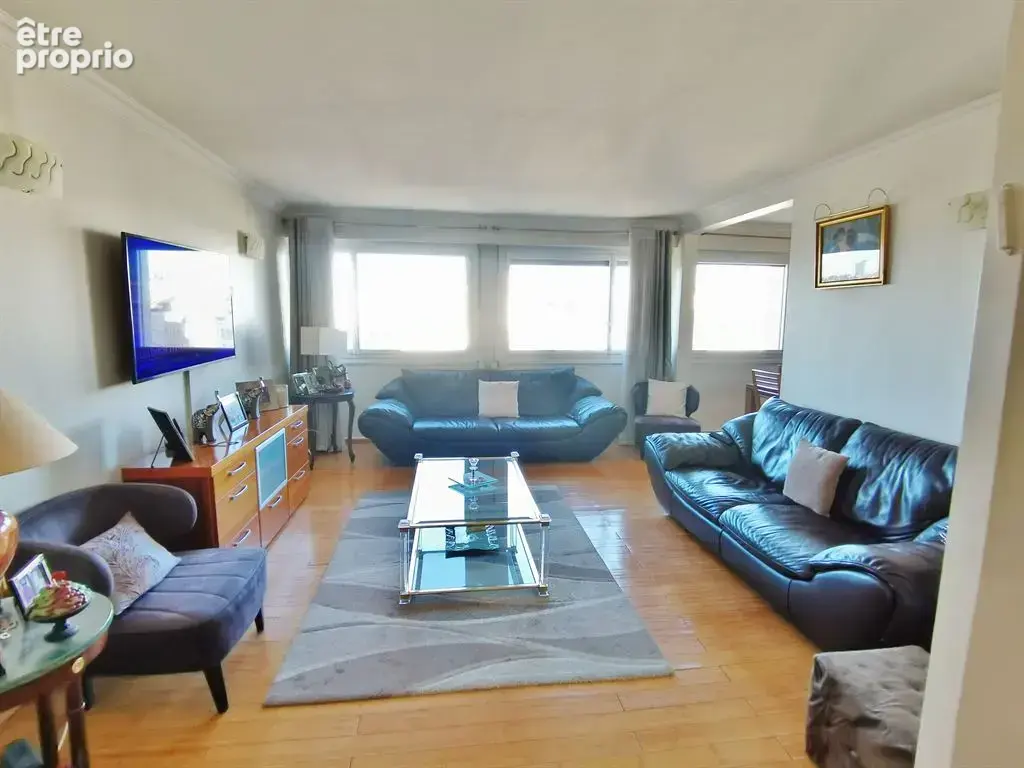 Bas Belleville appartement familial avec une vue dégagée - photo 2