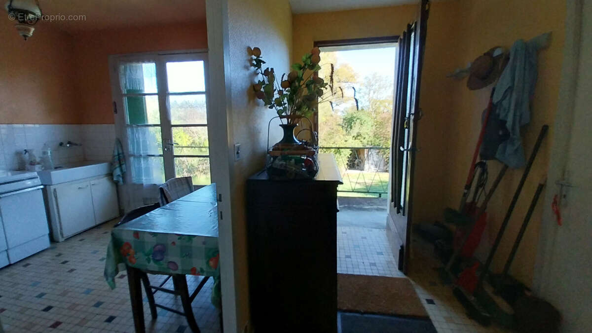 Maison à VIEUX-MAREUIL