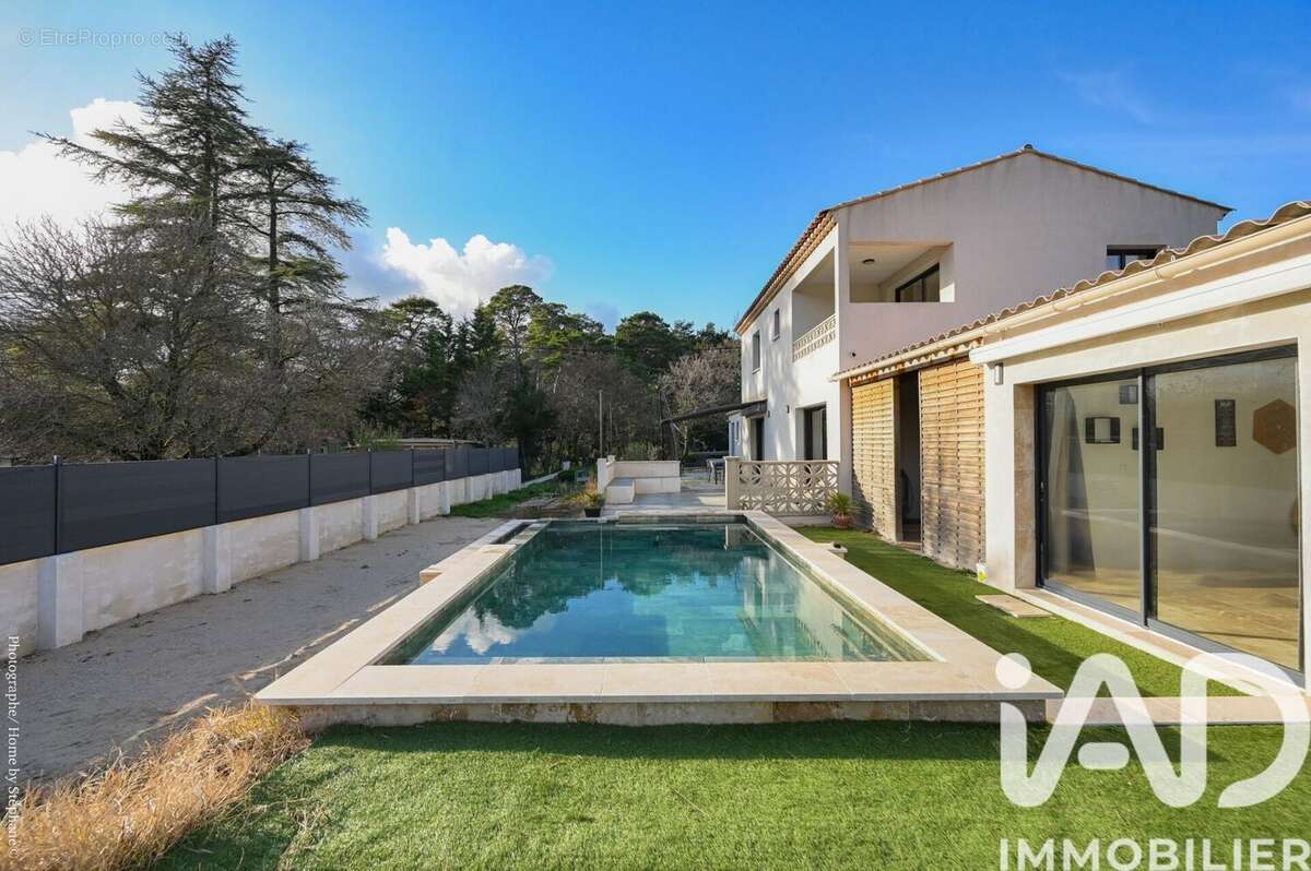 Photo 2 - Maison à PLAN-D'AUPS-SAINTE-BAUME