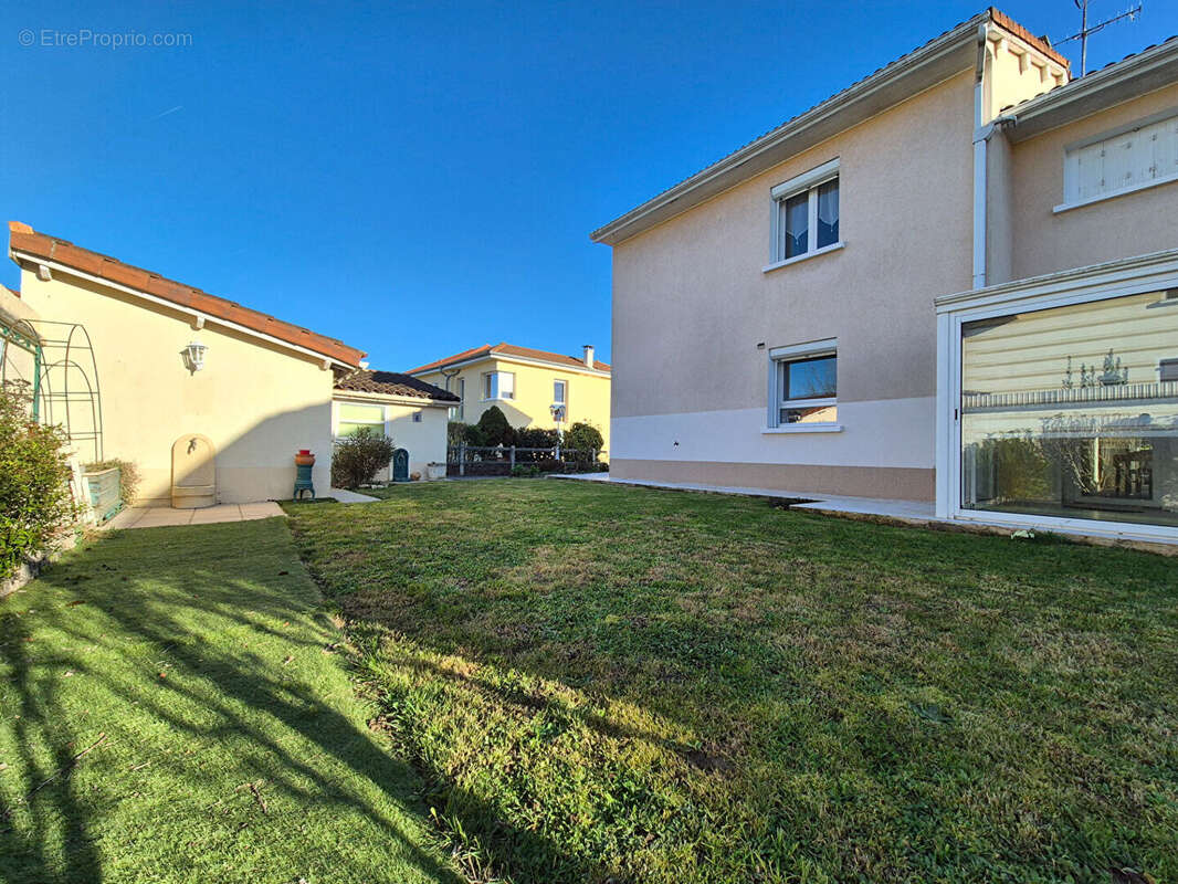 Maison à BOURG-EN-BRESSE