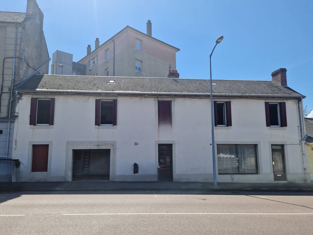 Maison à AUTUN