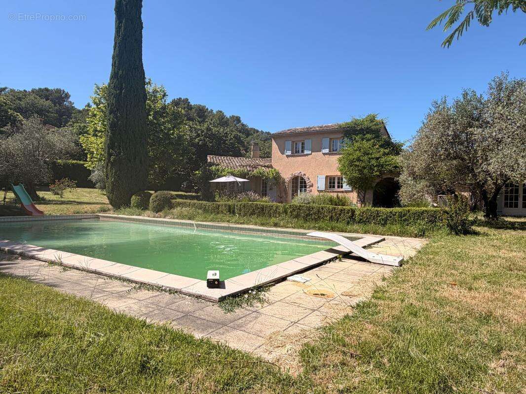 Maison à VAISON-LA-ROMAINE