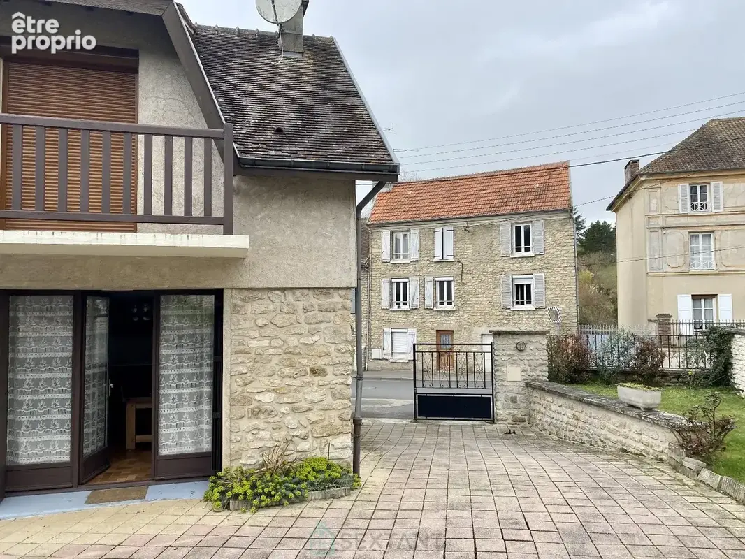 Maison à VETHEUIL