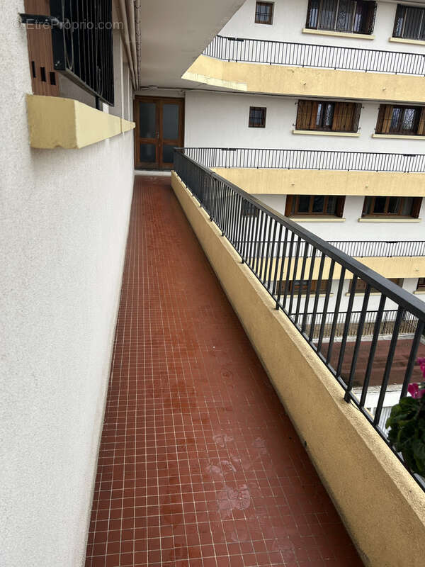 Appartement à MARSEILLE-8E