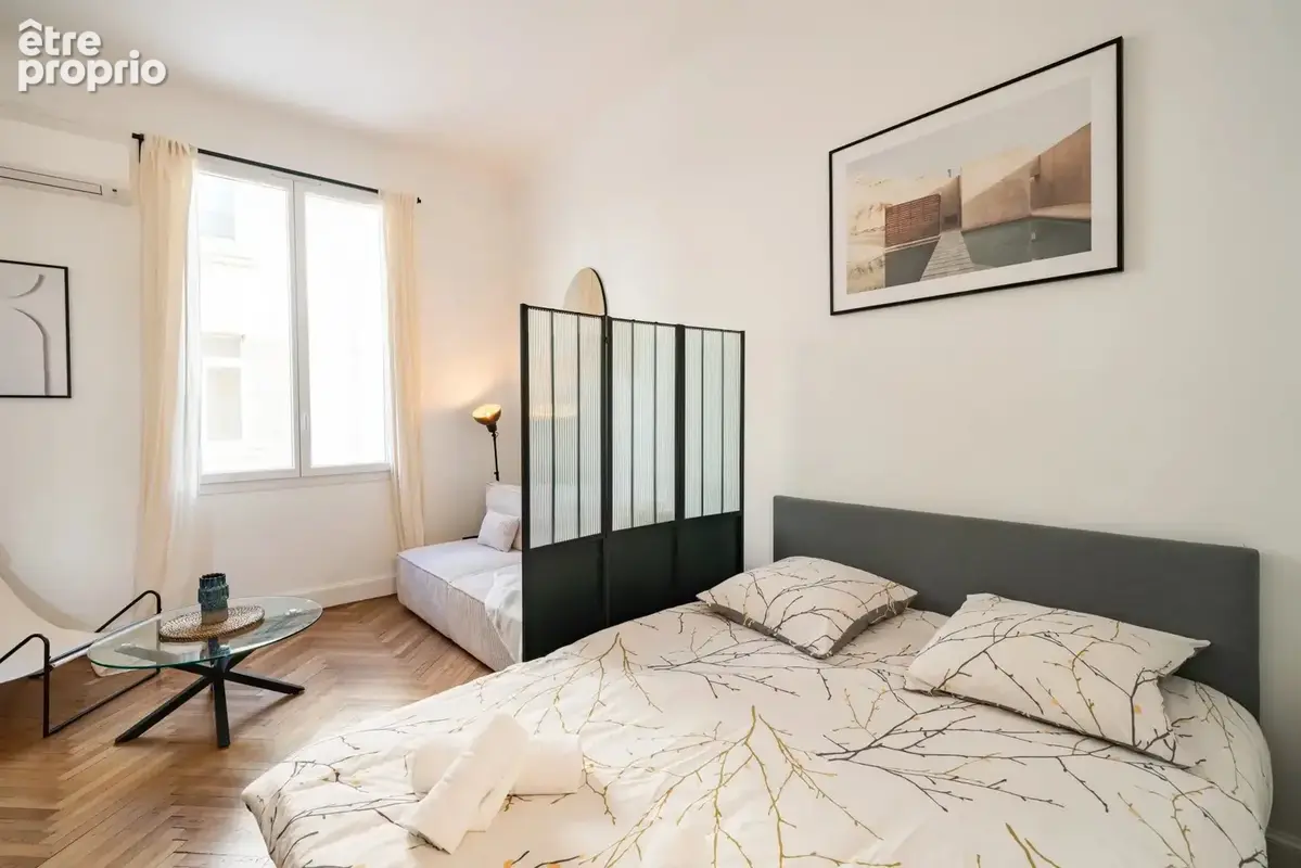 Cannes, rue d'Antibes – Studio 32 m² entièrement rénové – Palais des Festivals à 100 m - photo 4