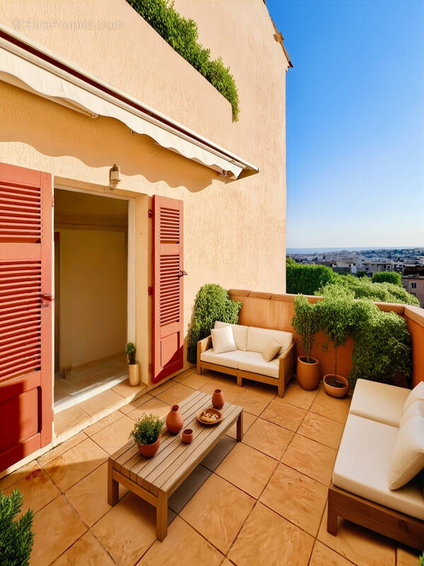 Appartement à LE CANNET