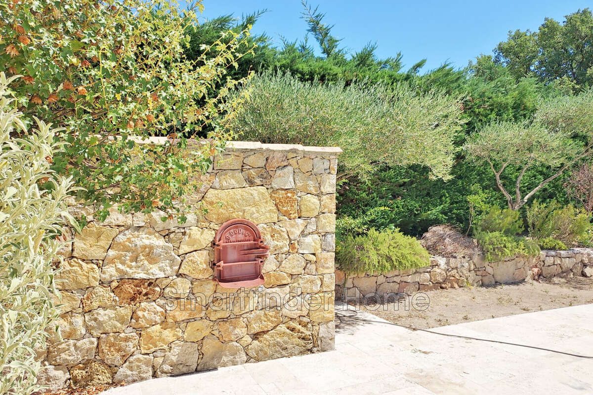 Maison à LORGUES
