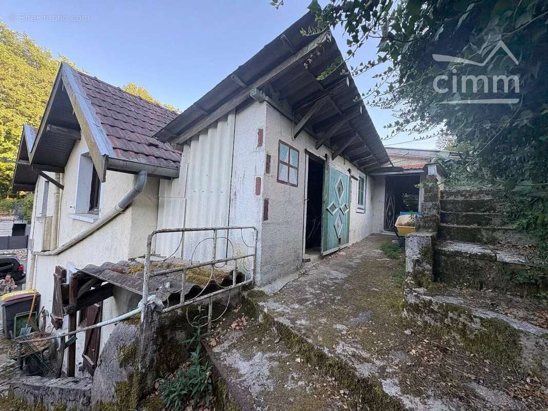 À VENDRE : Maison indépendante de 88 m² - photo 2