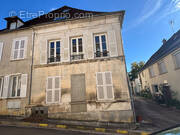 Appartement à EPINEUIL