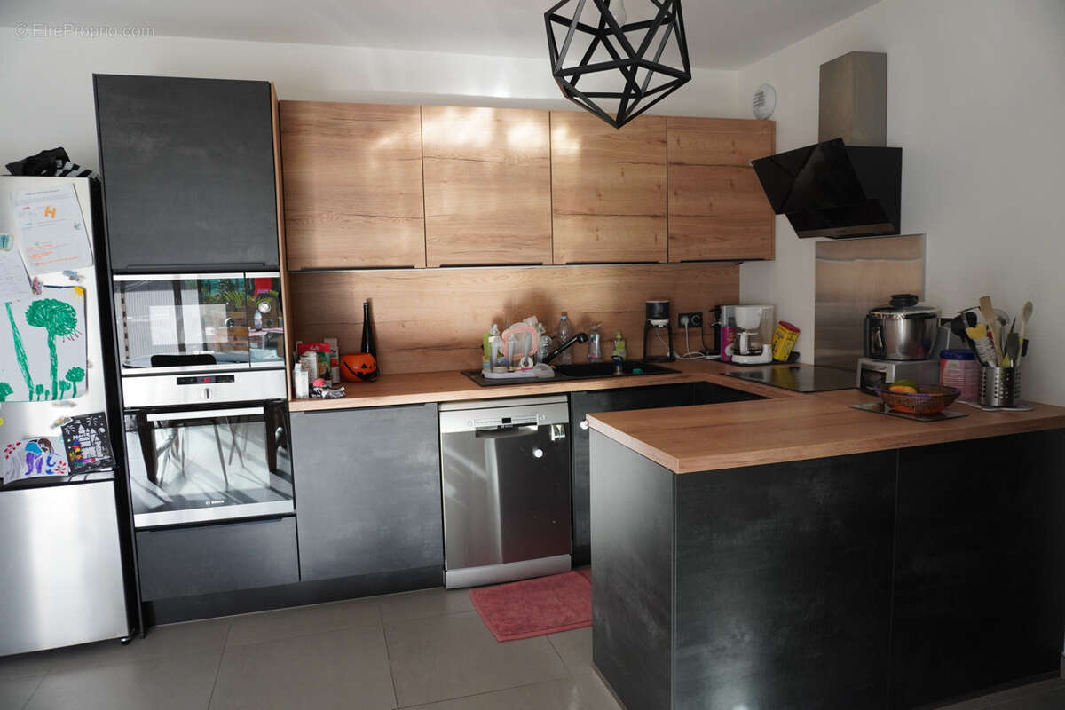 Appartement à GILLY-SUR-ISERE