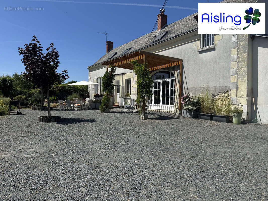 Maison à SAINT-MICHEL-SUR-LOIRE