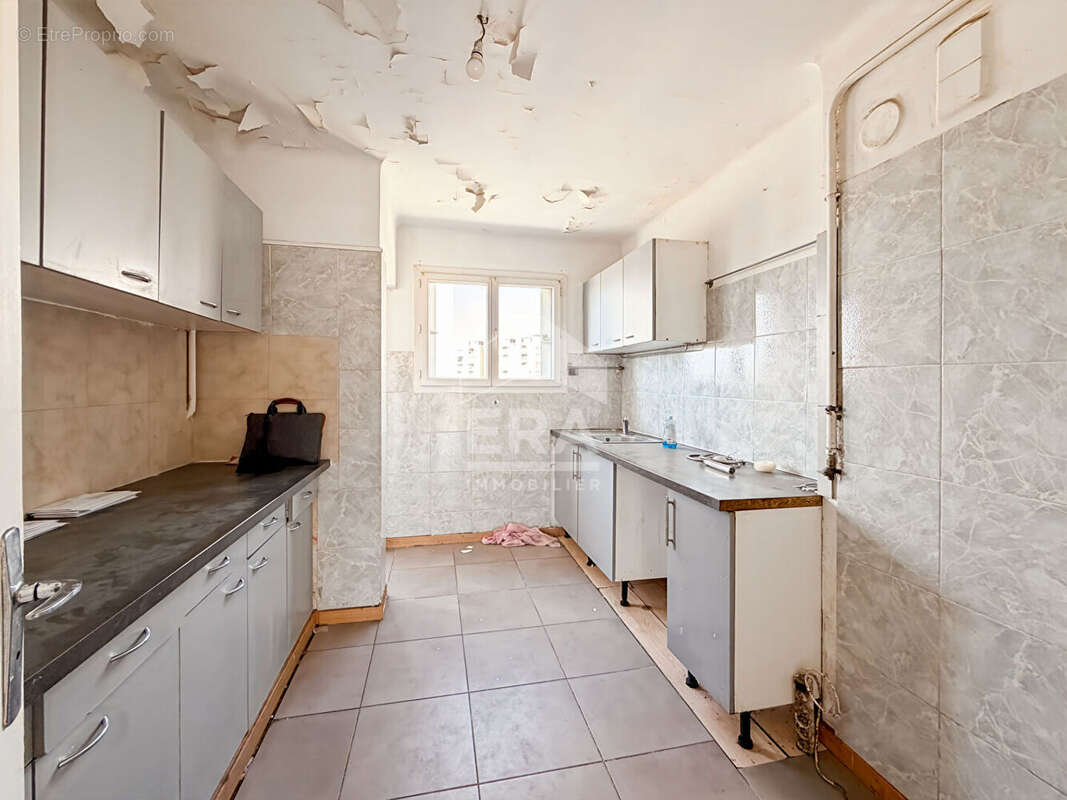 Appartement à MARSEILLE-11E