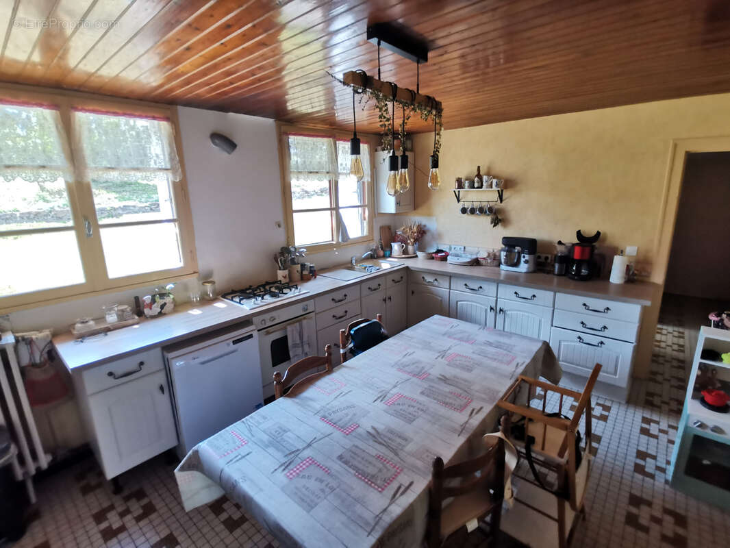 Maison à ROCHETREJOUX