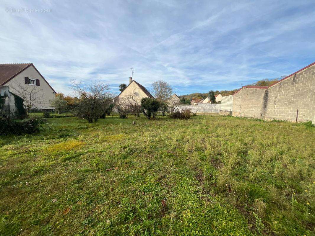 AUVERS SUR OISE (95) - Terrain à bâtir - 571m² - photo 2