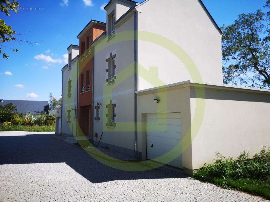 Maison à SAINT-DENIS-EN-VAL