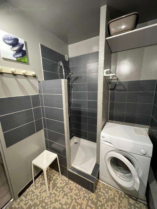Appartement à GREOUX-LES-BAINS
