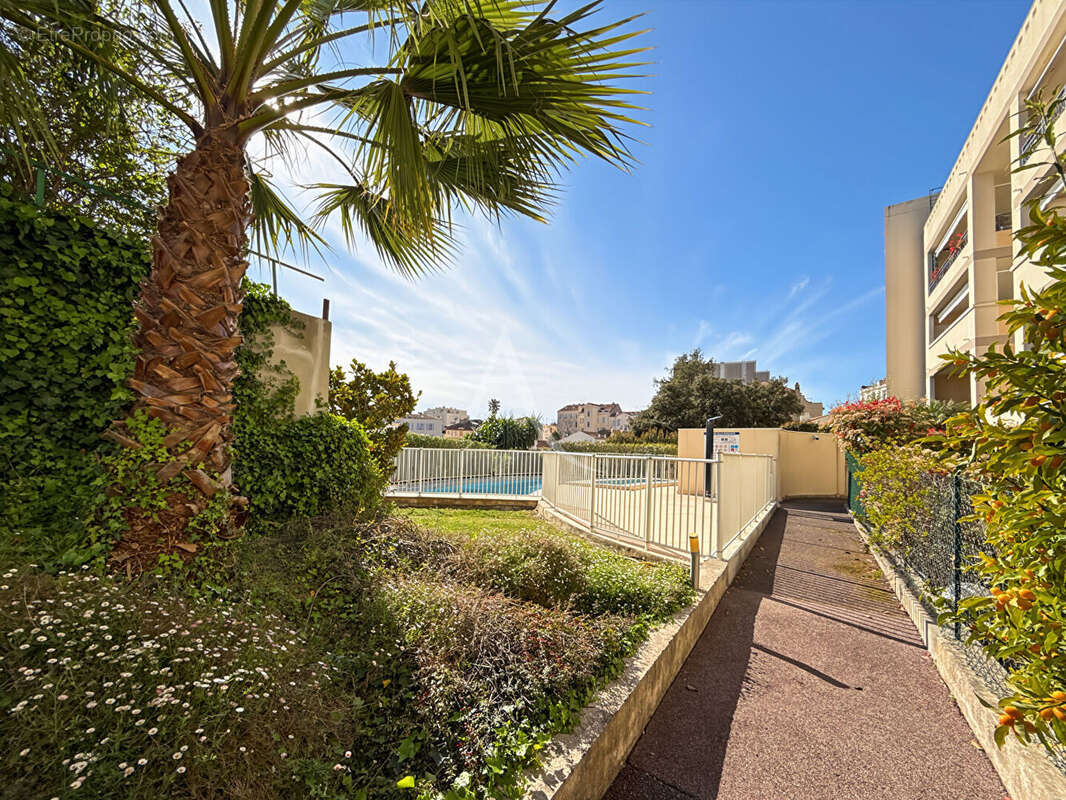 Appartement à CANNES