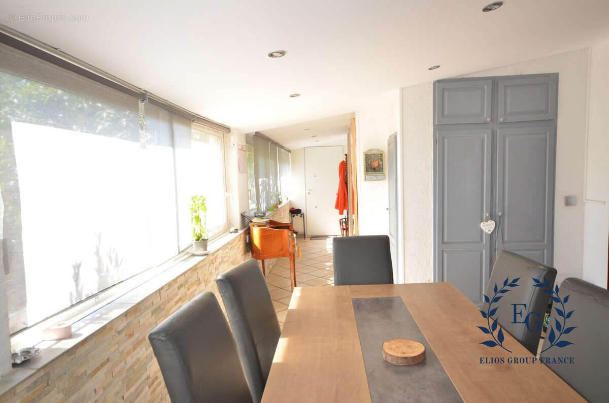 Maison à SEILLONS-SOURCE-D'ARGENS