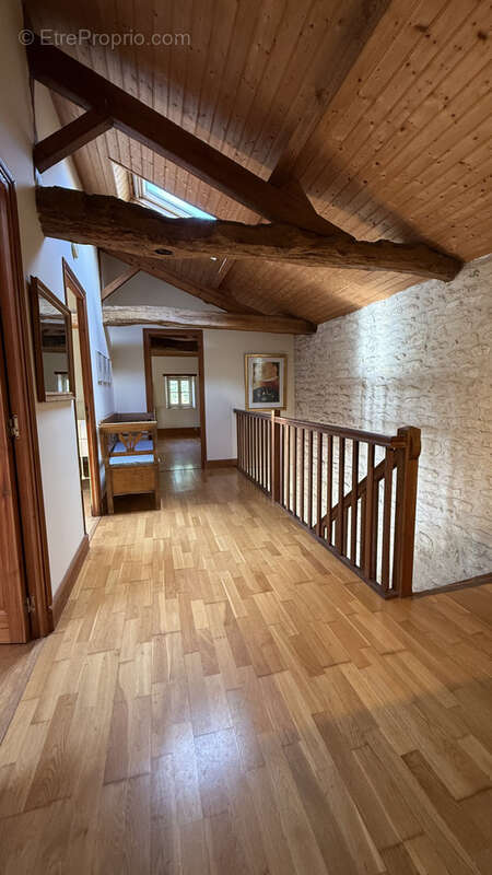 Maison à MORTAGNE-SUR-GIRONDE