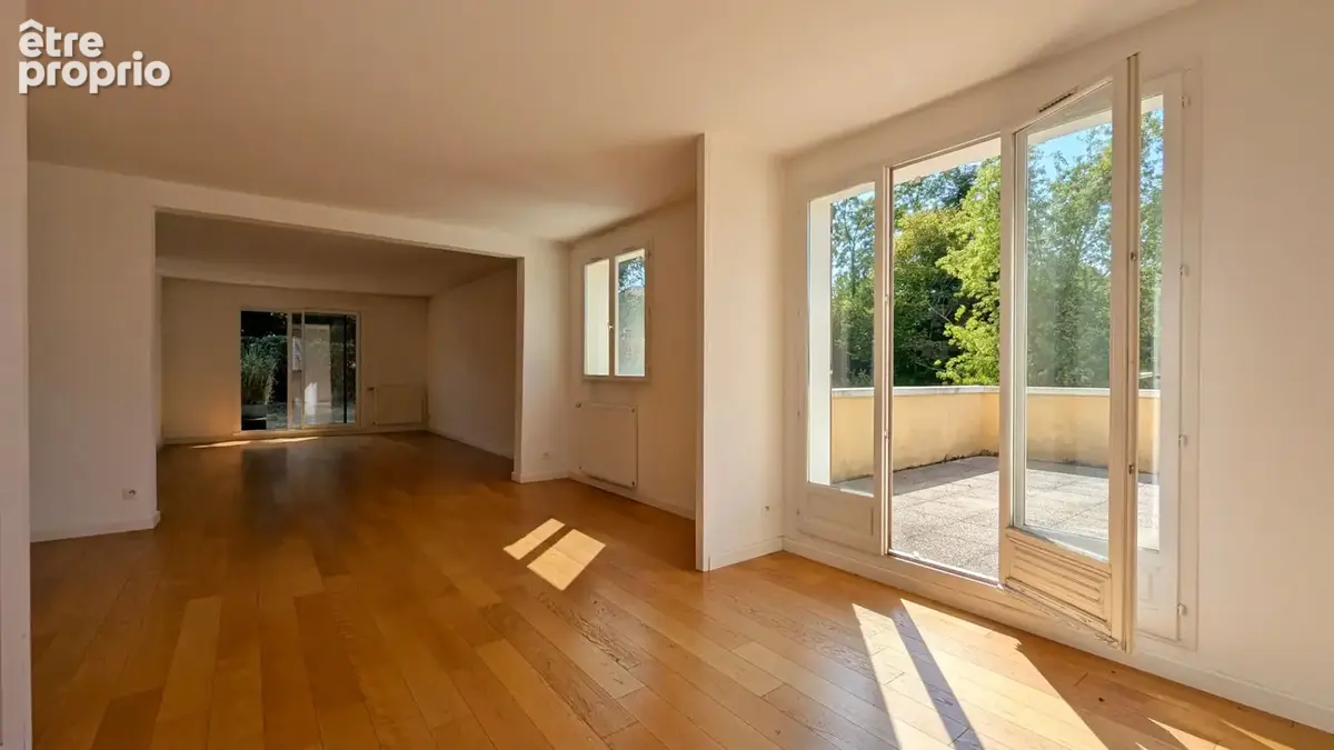 VIEUGY - T5 DUPLEX avec jardin, terrasse, cave et stationnement - photo 5