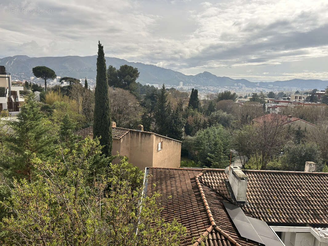 Appartement à MARSEILLE-12E