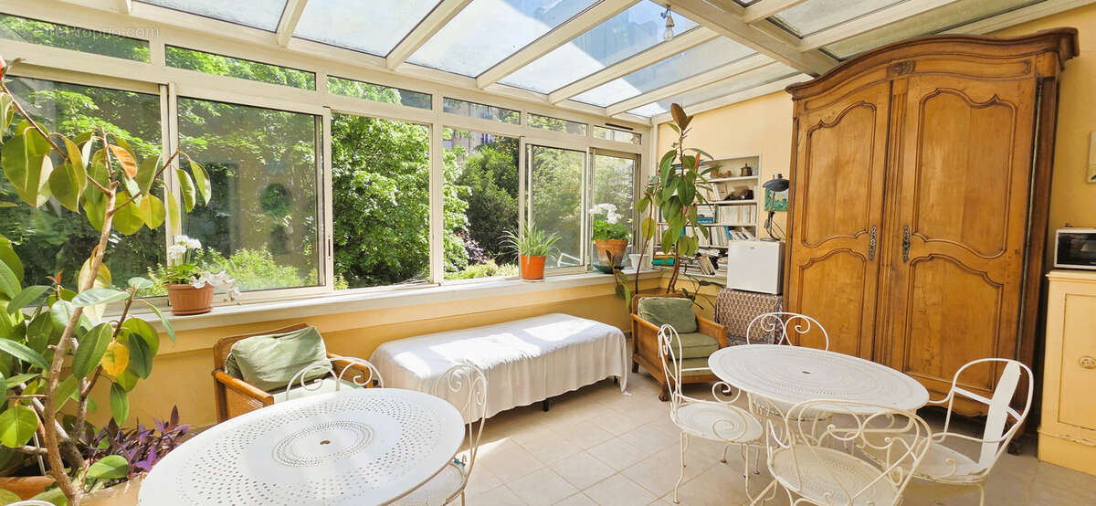 Maison à PARIS-15E