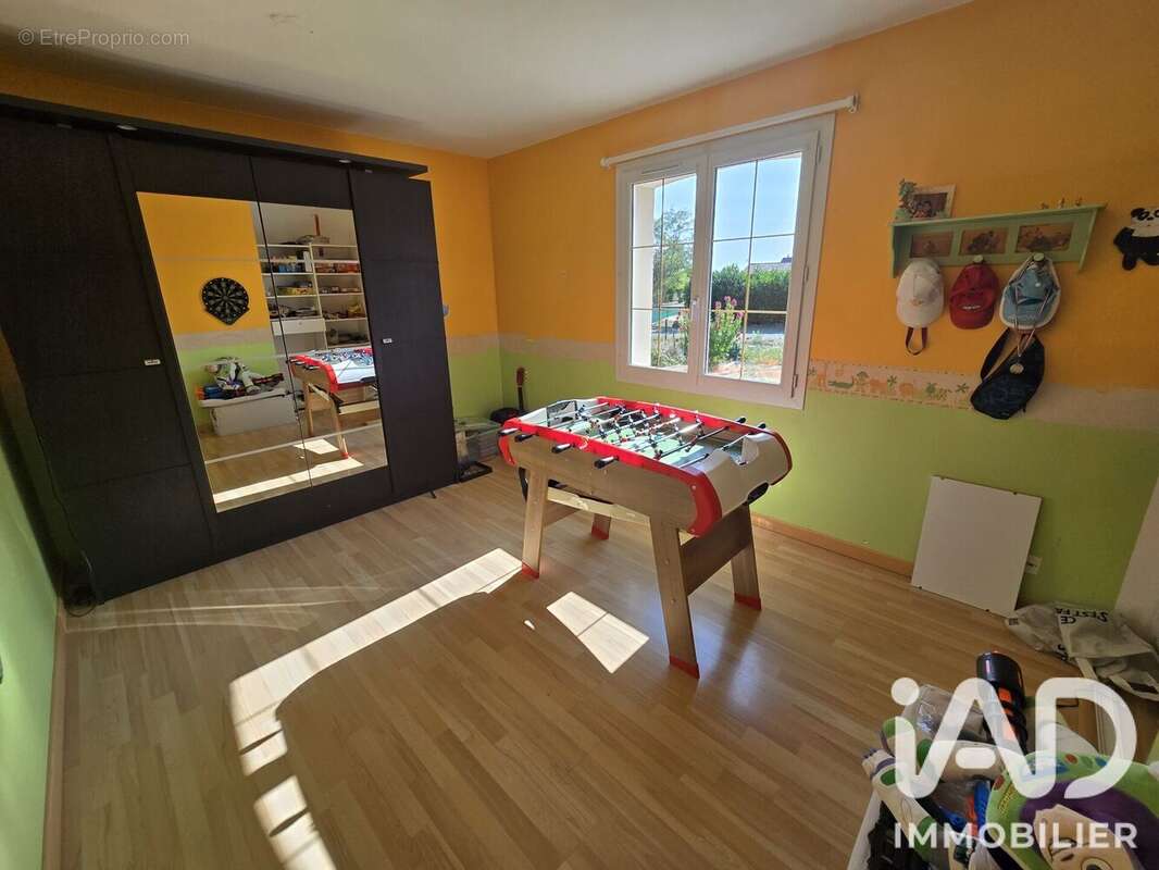 Maison 170 m² à Mezieres-En-Brenne  - photo 8