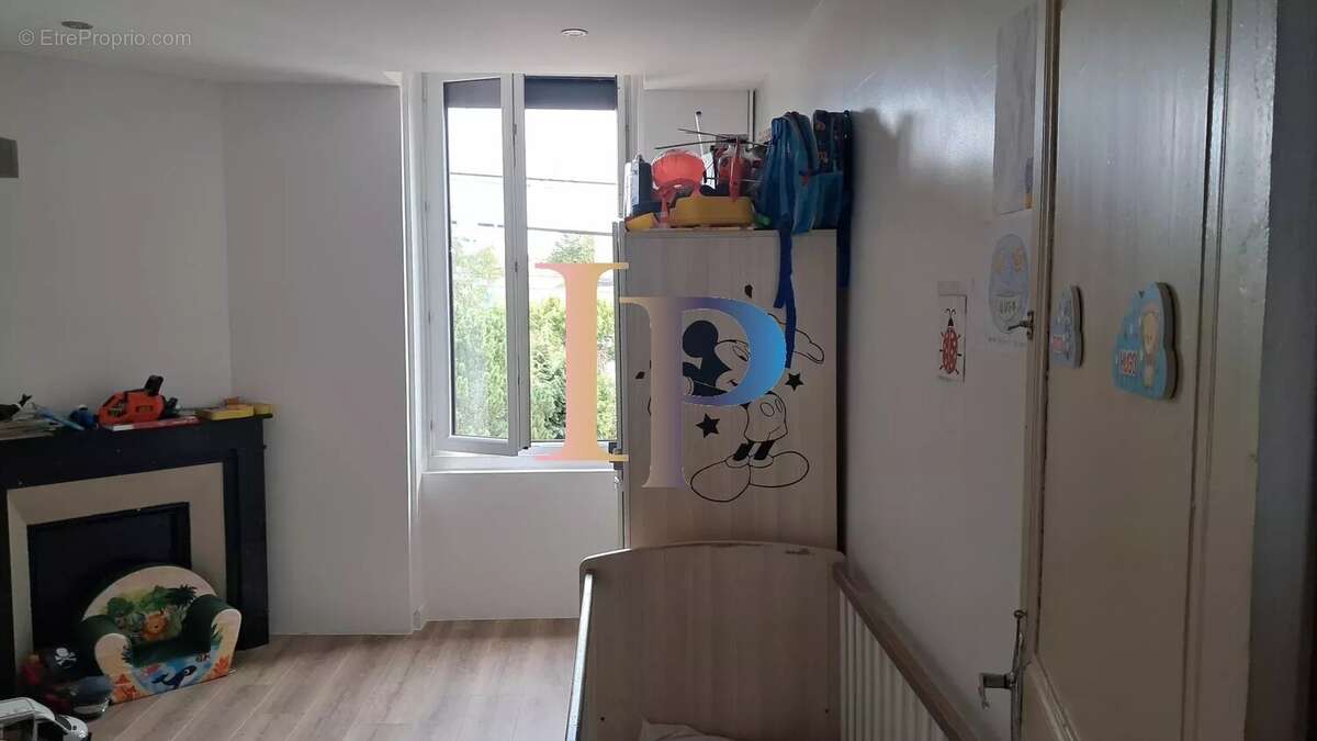 Appartement à PARAY-LE-MONIAL