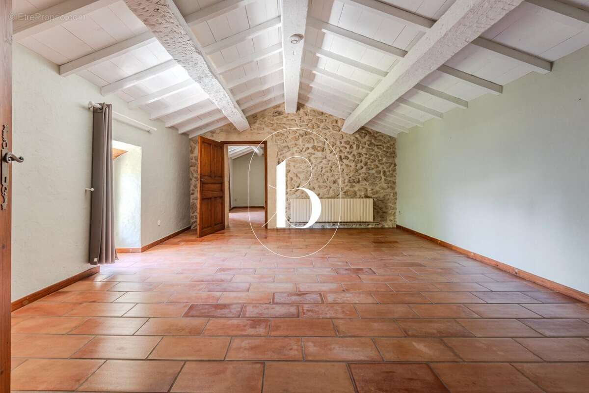 Maison à UZES