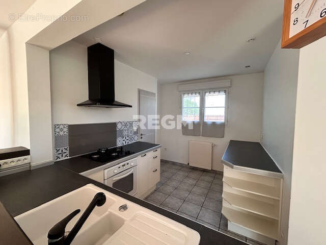 Belle maison rénovée par un architecte de 145 m2 habitable (210 m2 au sol) sur un terrain de 555 m2  - DPE en - photo 7