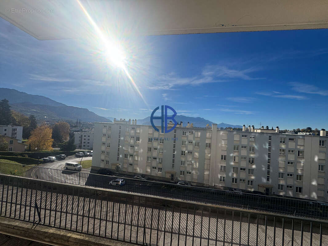 Appartement à VOIRON