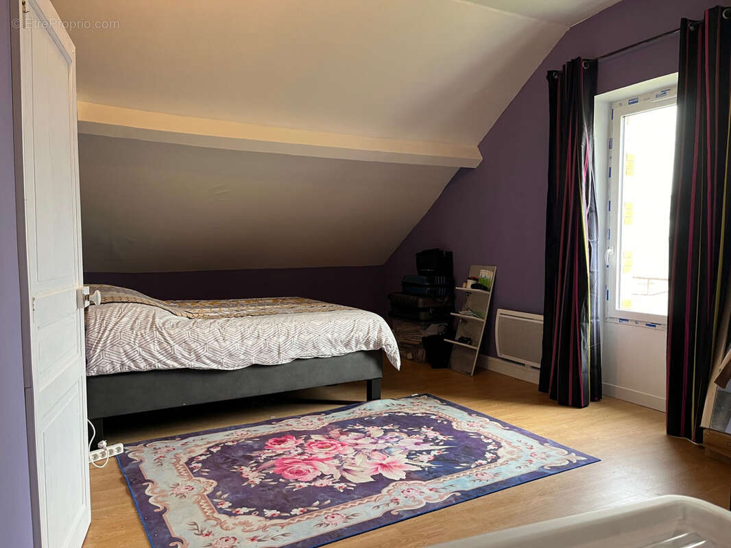 Maison à COUSSAC-BONNEVAL