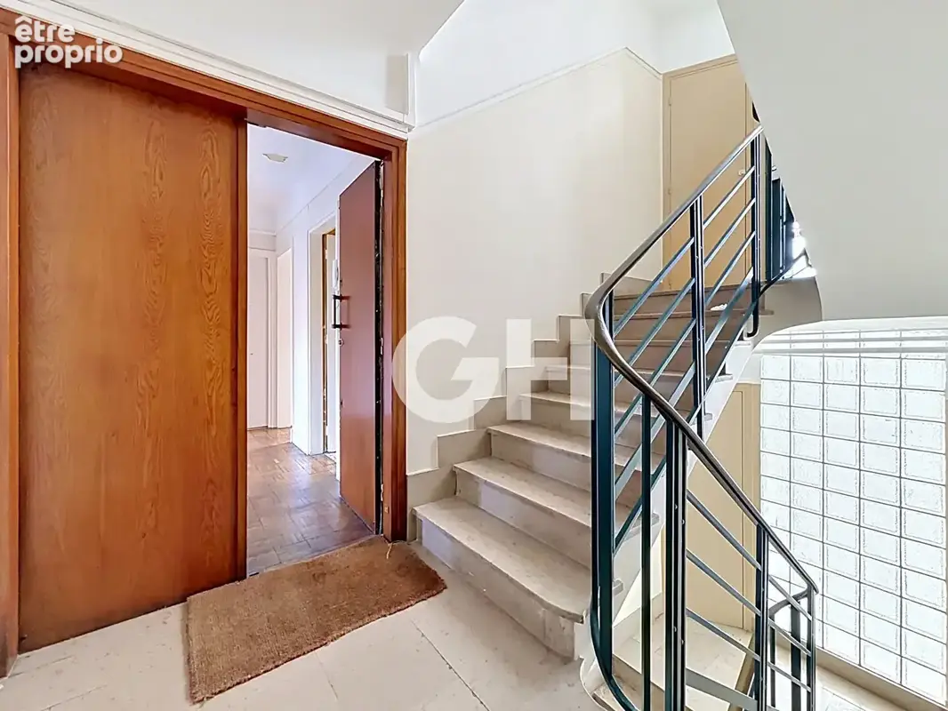 Proximité nation : 3 pièces traversant avec balcon et vue dégagée - photo 10