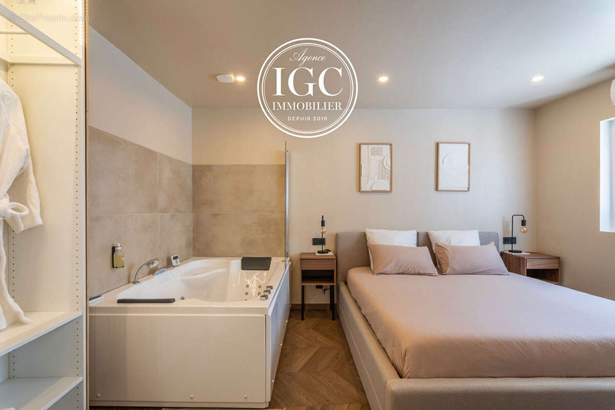 Maison à CARRY-LE-ROUET