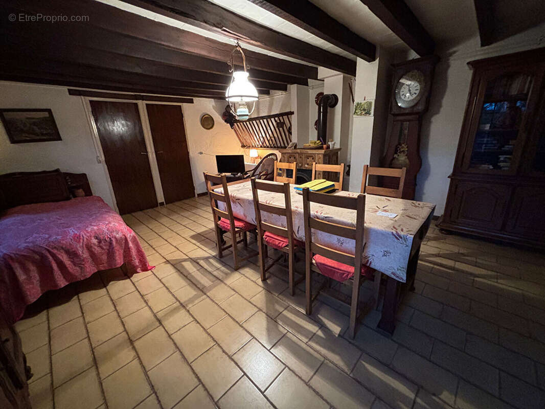 Maison à MORNAY-SUR-ALLIER