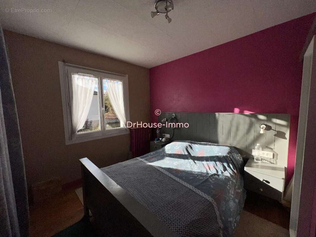 Maison à CONDE-SUR-NOIREAU