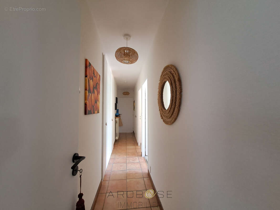 Maison à AIGUILLON