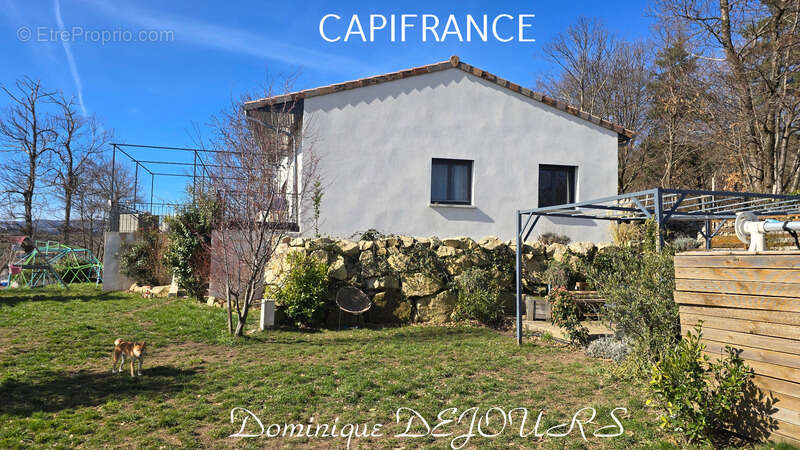 Ardèche - Magnifique Maison d'architecte de 184 m² habitable - Bel espace extérieur - Vue panoramique sur les montagnes ardèchoi - photo 43