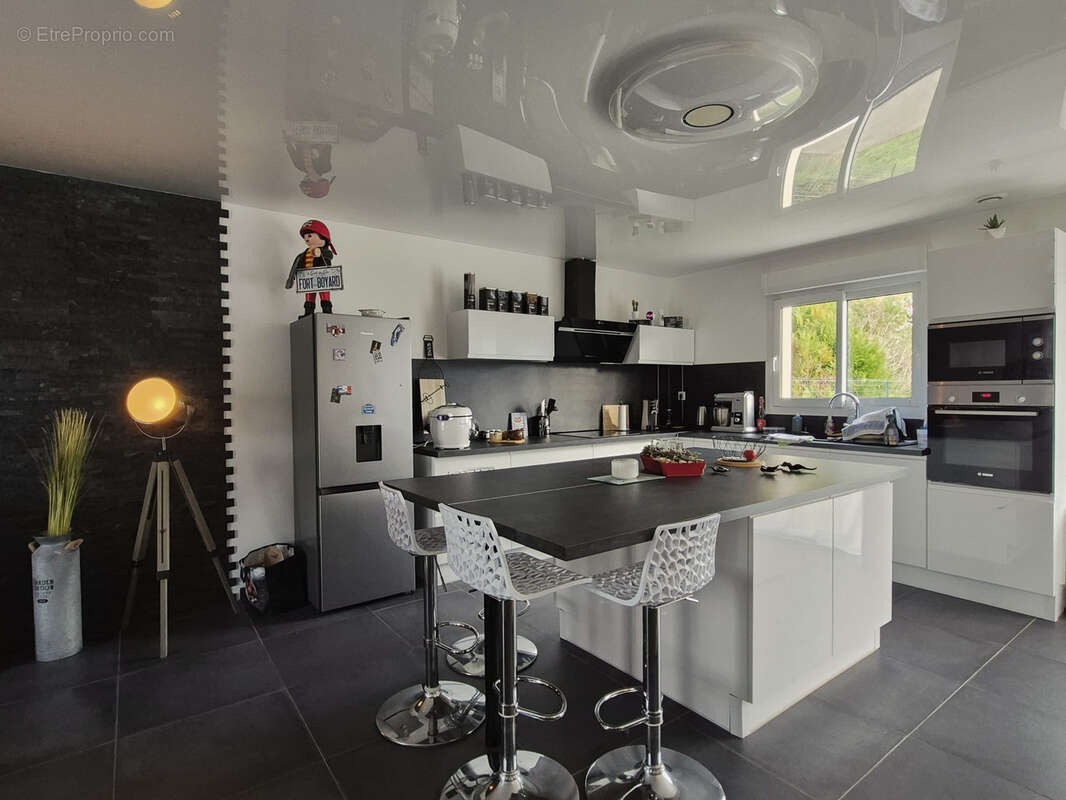 Maison à SAINT-ROMAIN-SUR-CHER