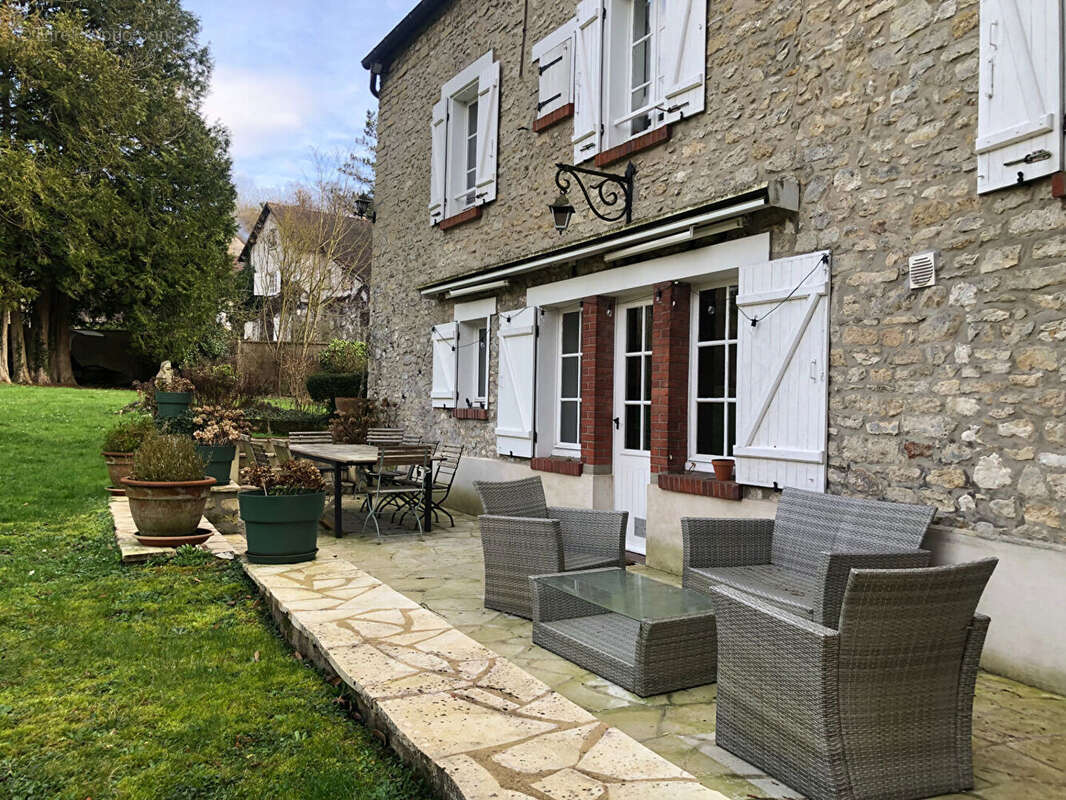 Maison à VIENNE-EN-ARTHIES