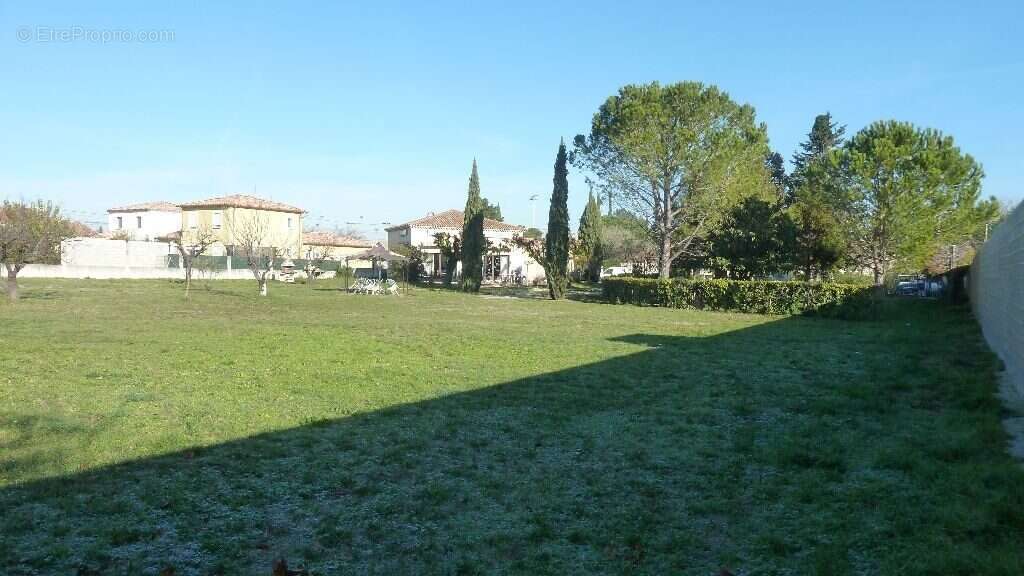 Autre à SORGUES