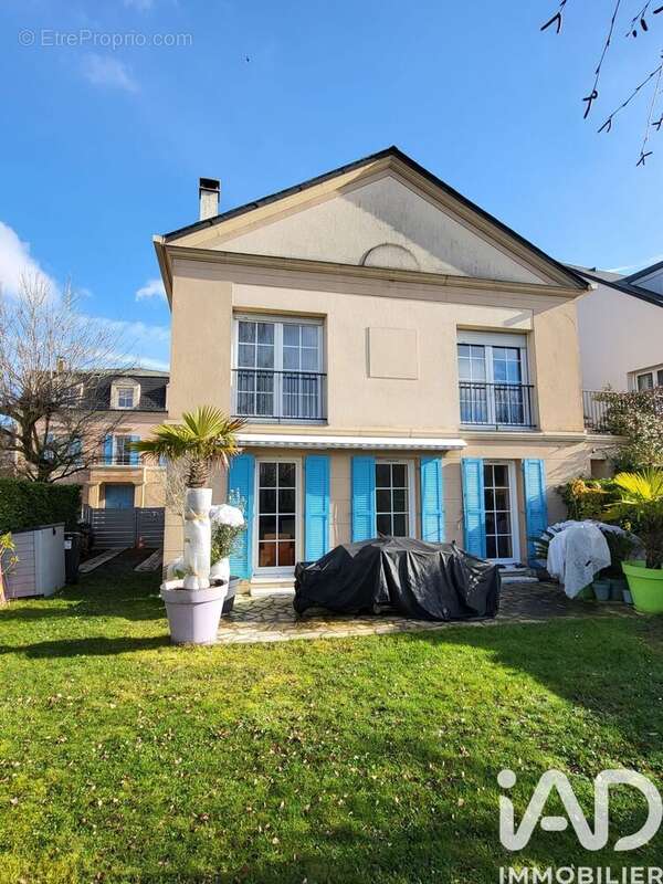 Photo 2 - Maison à CERGY