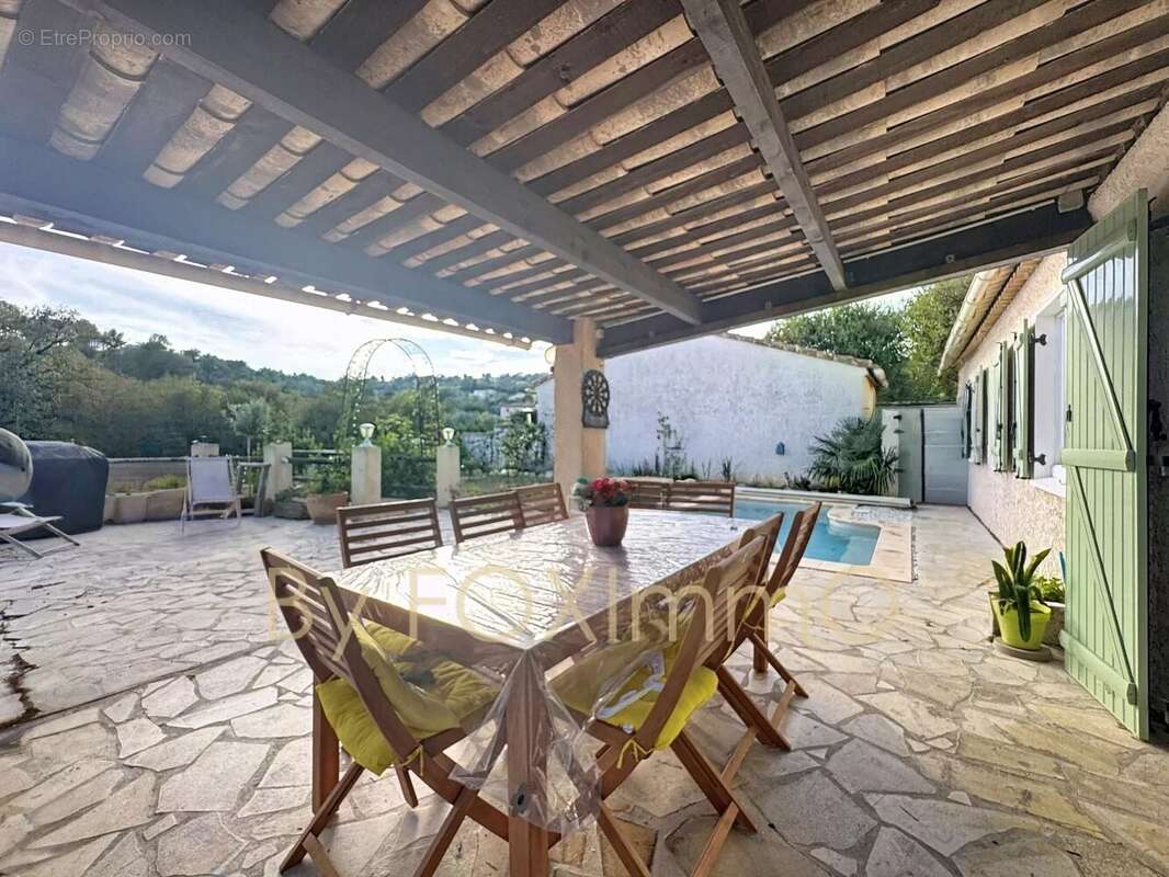 Maison à SAINT-JEANNET