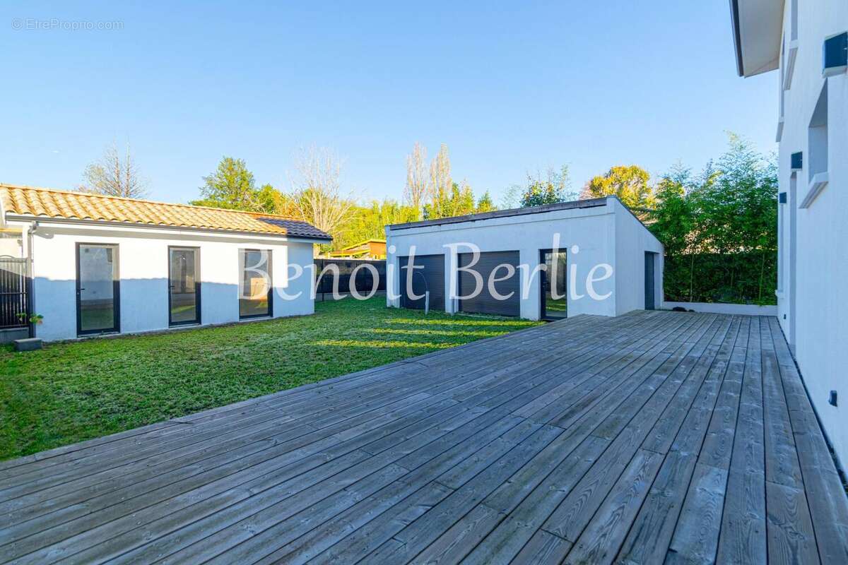 Photo 2 - Maison à GRADIGNAN