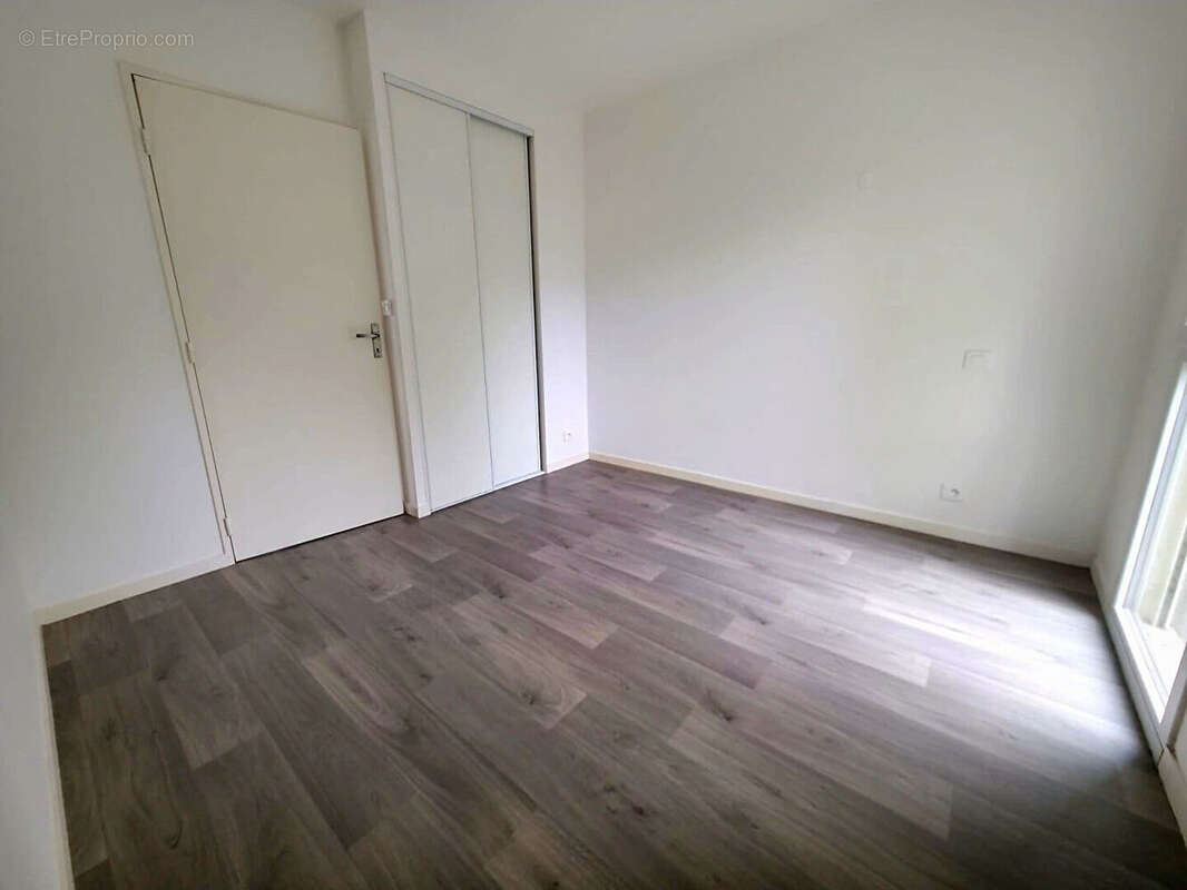 Appartement à LE RHEU