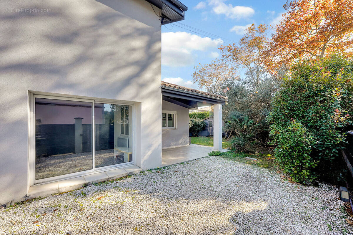 Maison à SAINT-JEAN