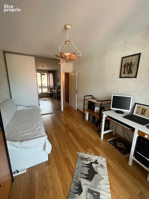 Port Saint-Sauveur   Appartement traversant de 90 m2 avec balcon, garage et vue dégagée - photo 7