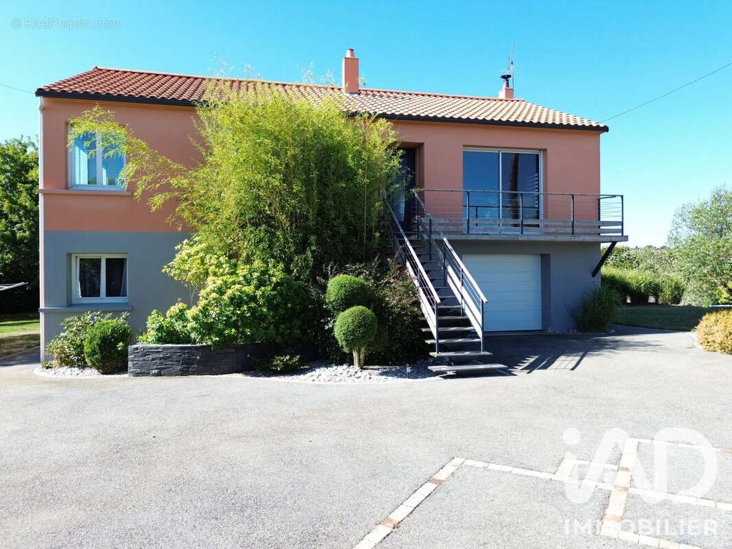 Maison 120 m² à Aizenay  - photo 3