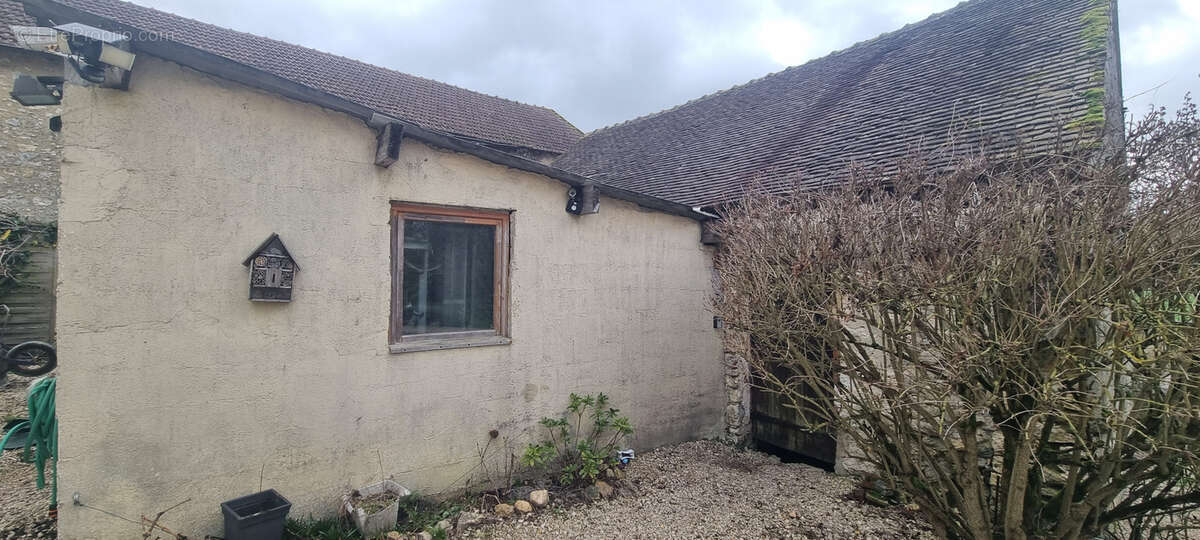 Maison à LONGUEVILLE