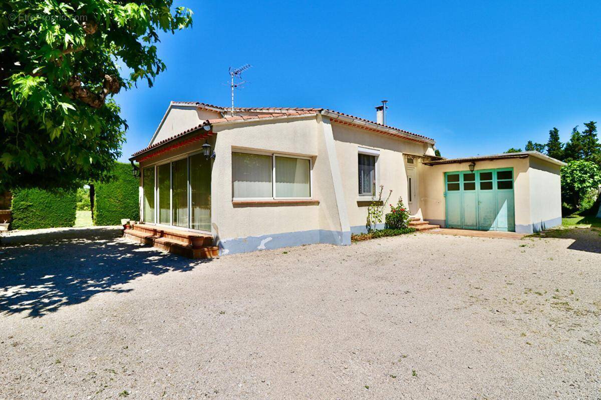 Maison à JONQUIERES